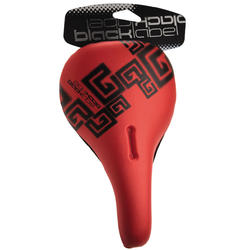 Black Label Pivotal Seat Cover